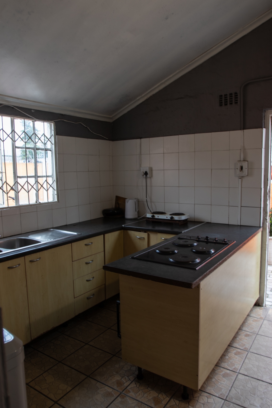 6 Bedroom Property for Sale in Scottsville Western Cape